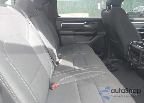 2021 Ram 1500 Big Horn 4X4 5'7 Box из США, поврежденный, VIN 1C6SRFFT2MN655375